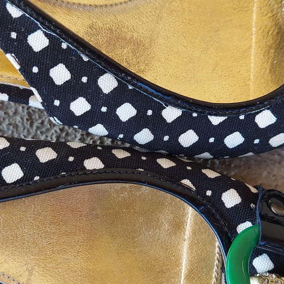 J.CREW SIZE 7 2.5," HEEL GENUINE LEATHER. OPEN TOE - Picture 6 of 13